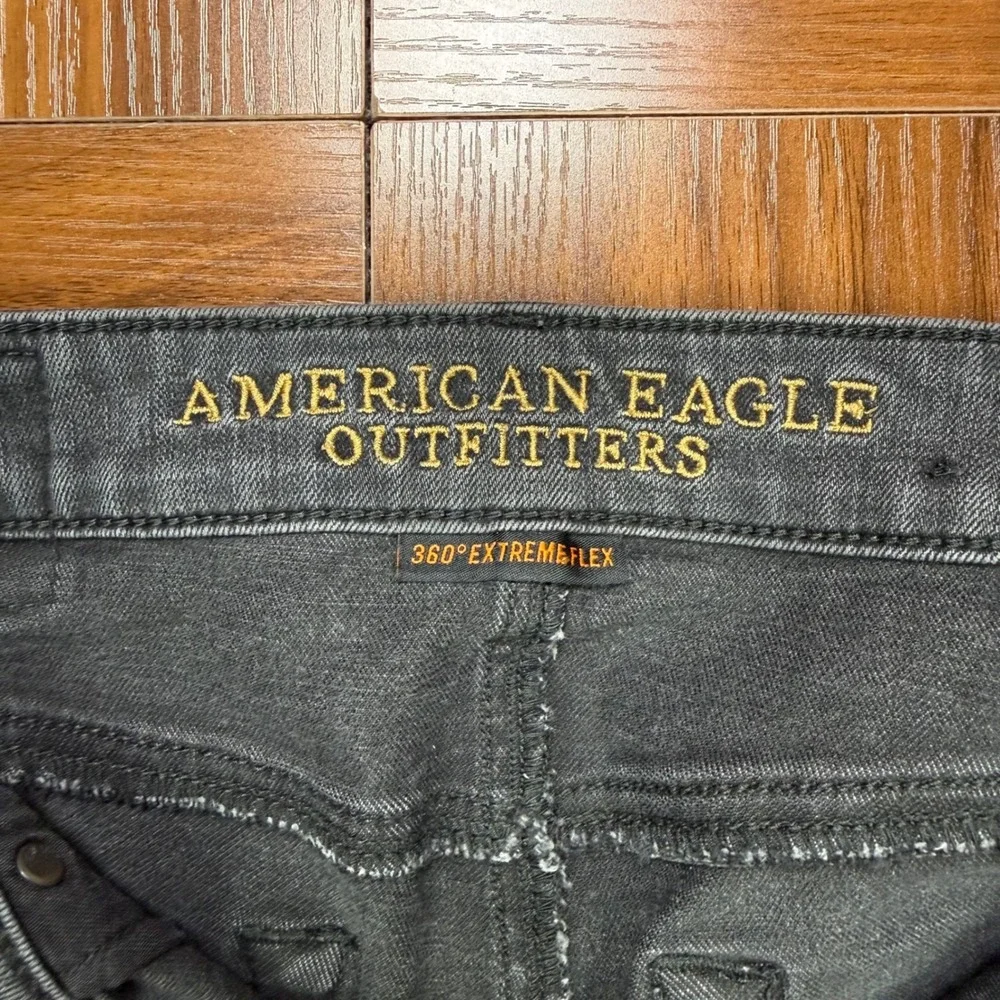 American Eagle Outfitters Mens 29x30 Slim 360 Extreme Flex Faded Black Jeans